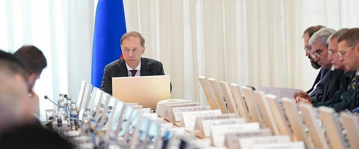 Повышение безопасности автомобилей обсудили на заседании Госкомиссии